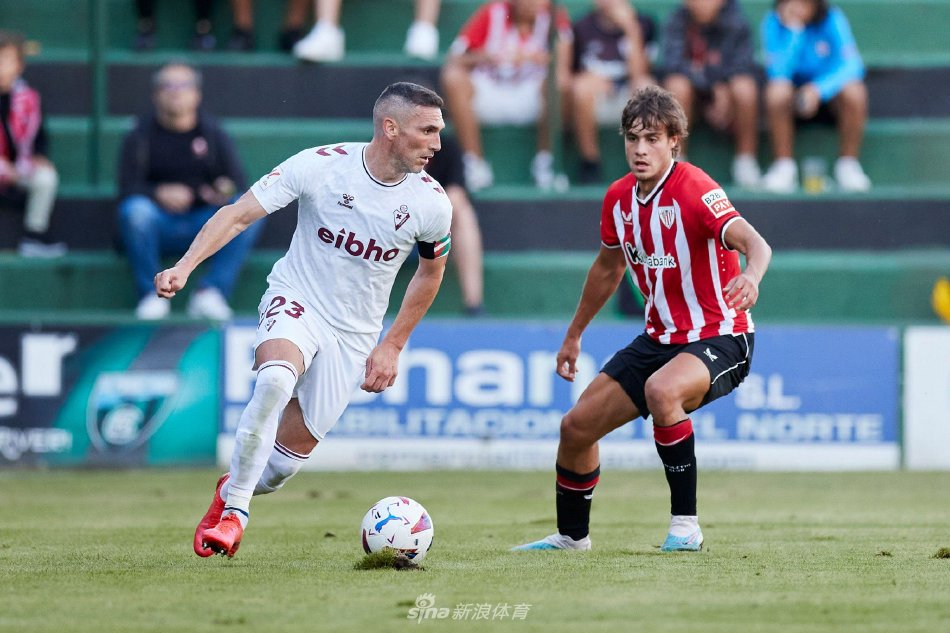 球队在上半 球队在上半